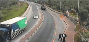 תיעוד הרצח. צילום מסך ממצלמות האבטחה