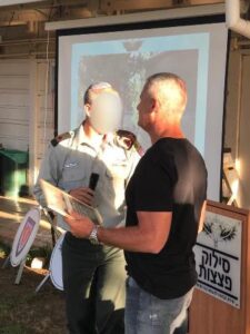 ניר גלבוע ומפקד הפלגה. צילום | לירן מלכה